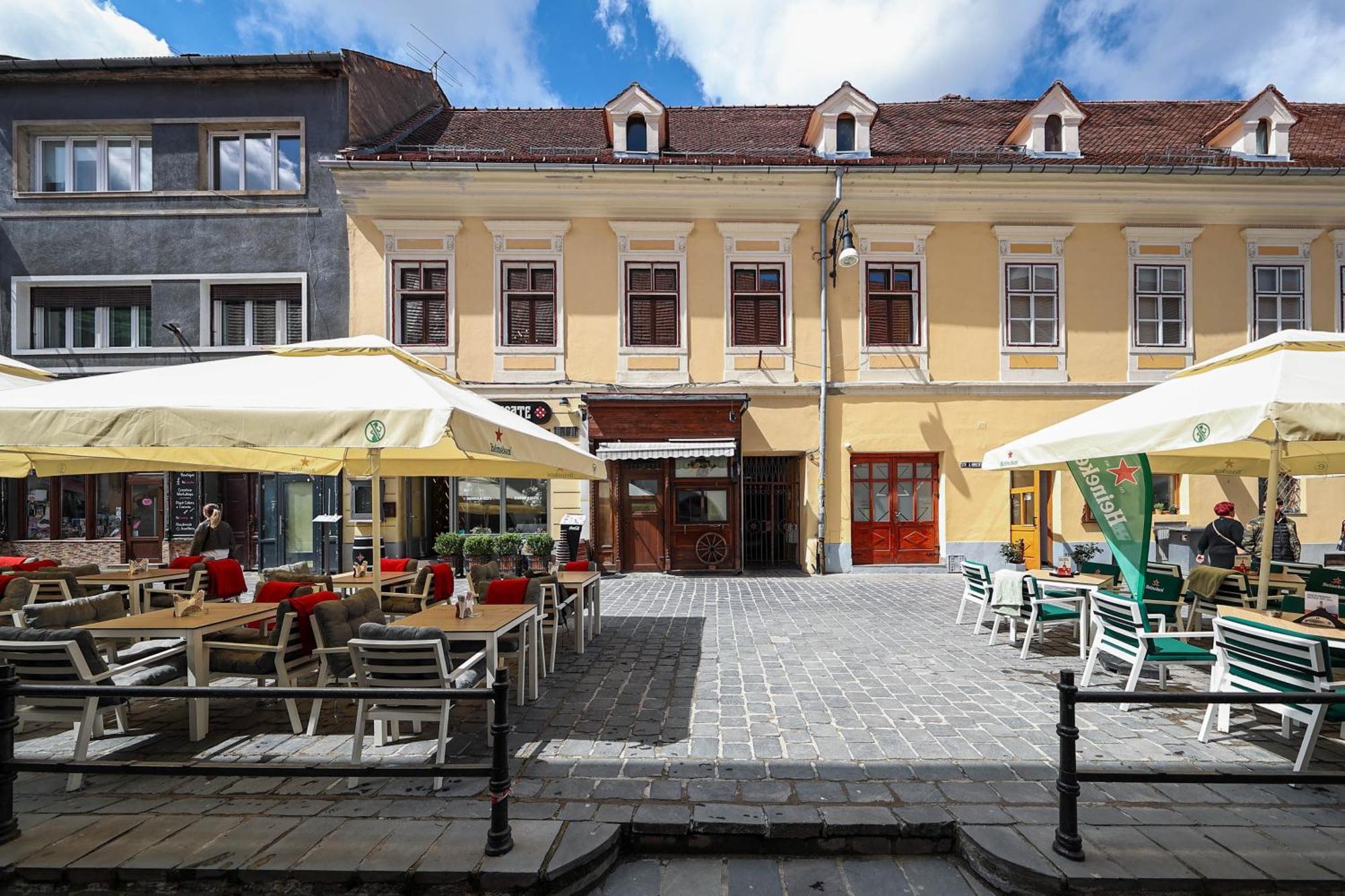 Hirscher Apartments Brasov Room photo